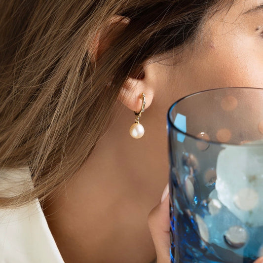Aretes con Perla y Plata Bañada en Oro