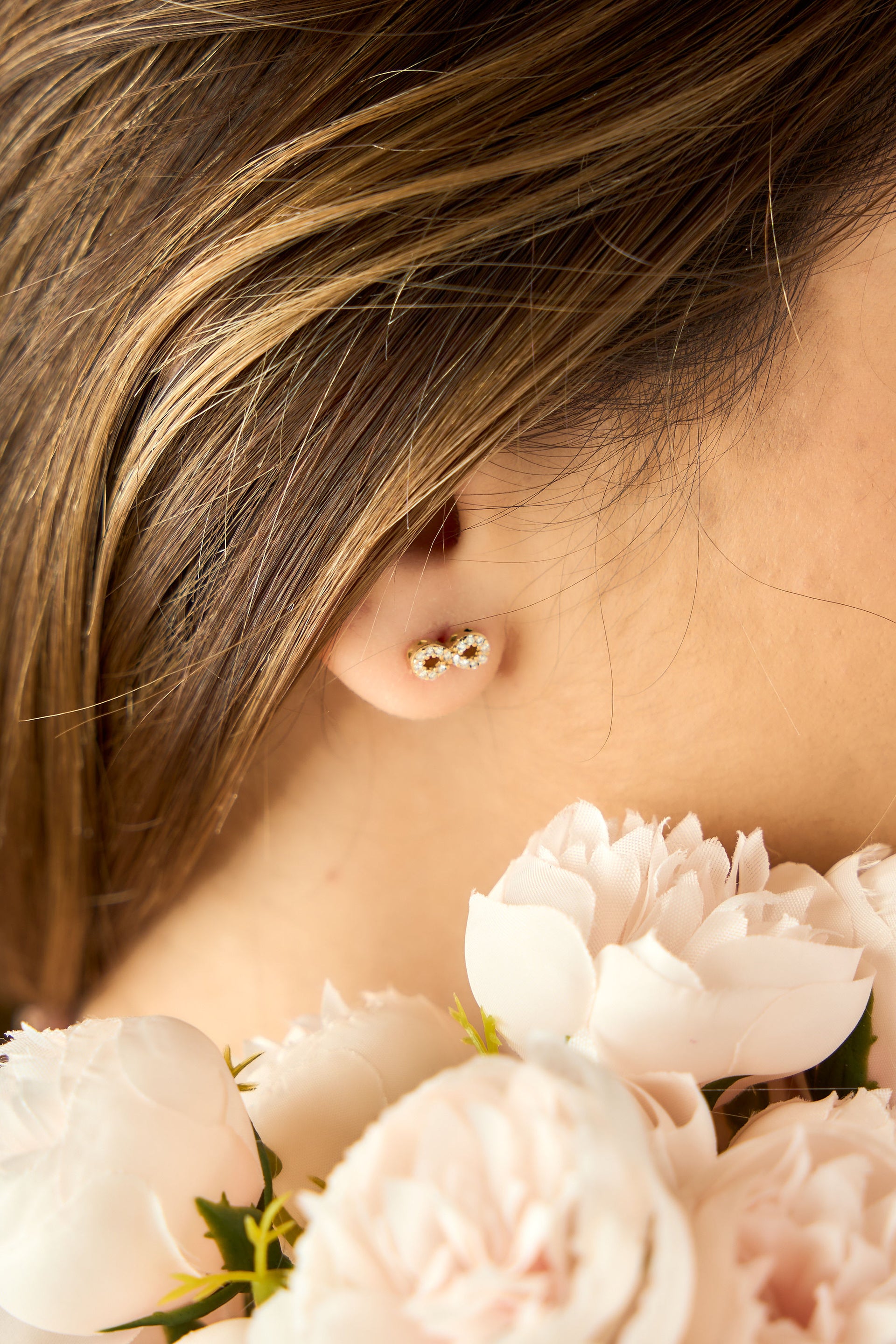 Aretes de Rebecca en oro 18k