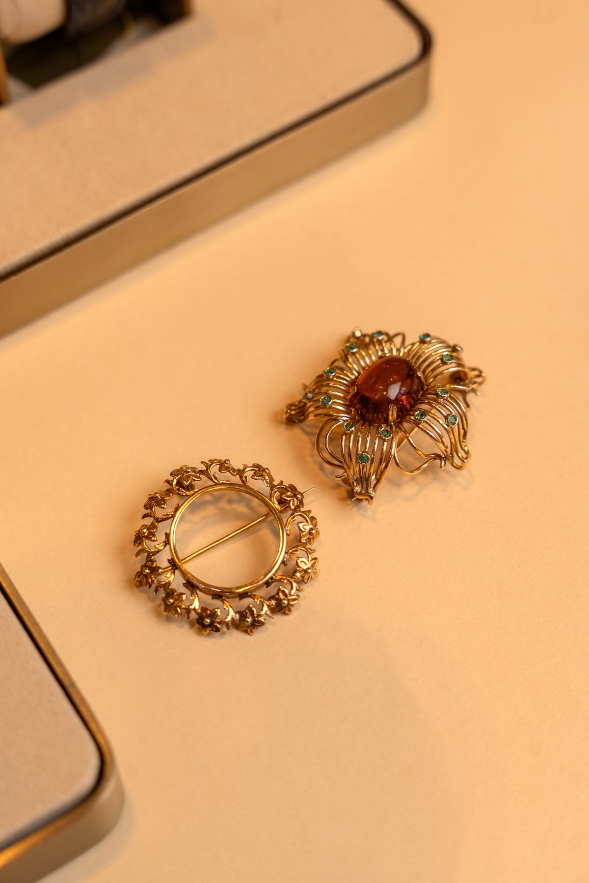 Broche Vintage Pre-Owned